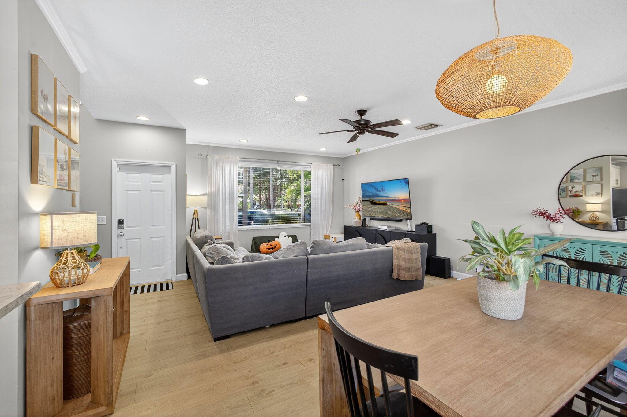 LAUREL OAKS AT JUPITER 3 - Residential