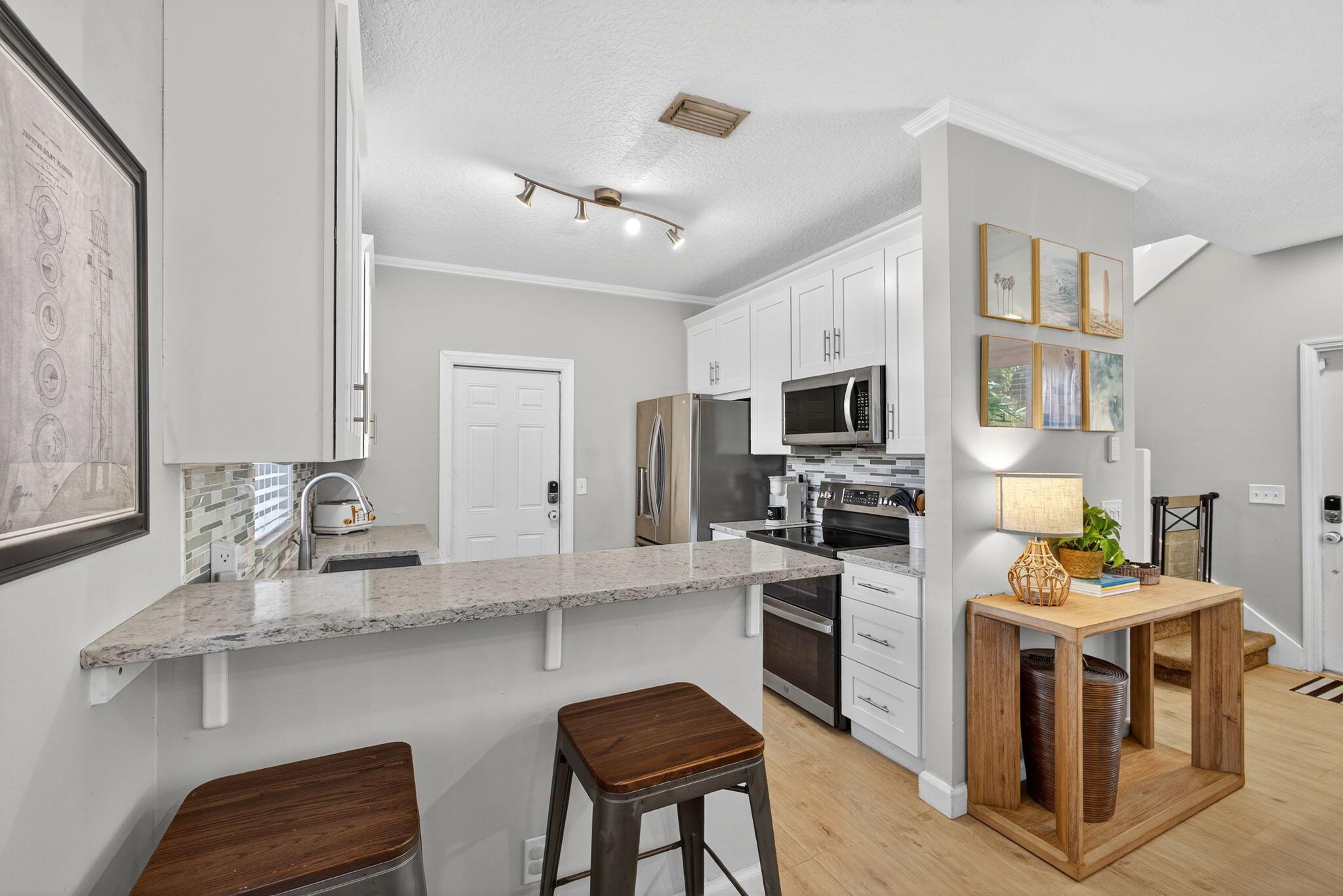 LAUREL OAKS AT JUPITER 3 - Residential