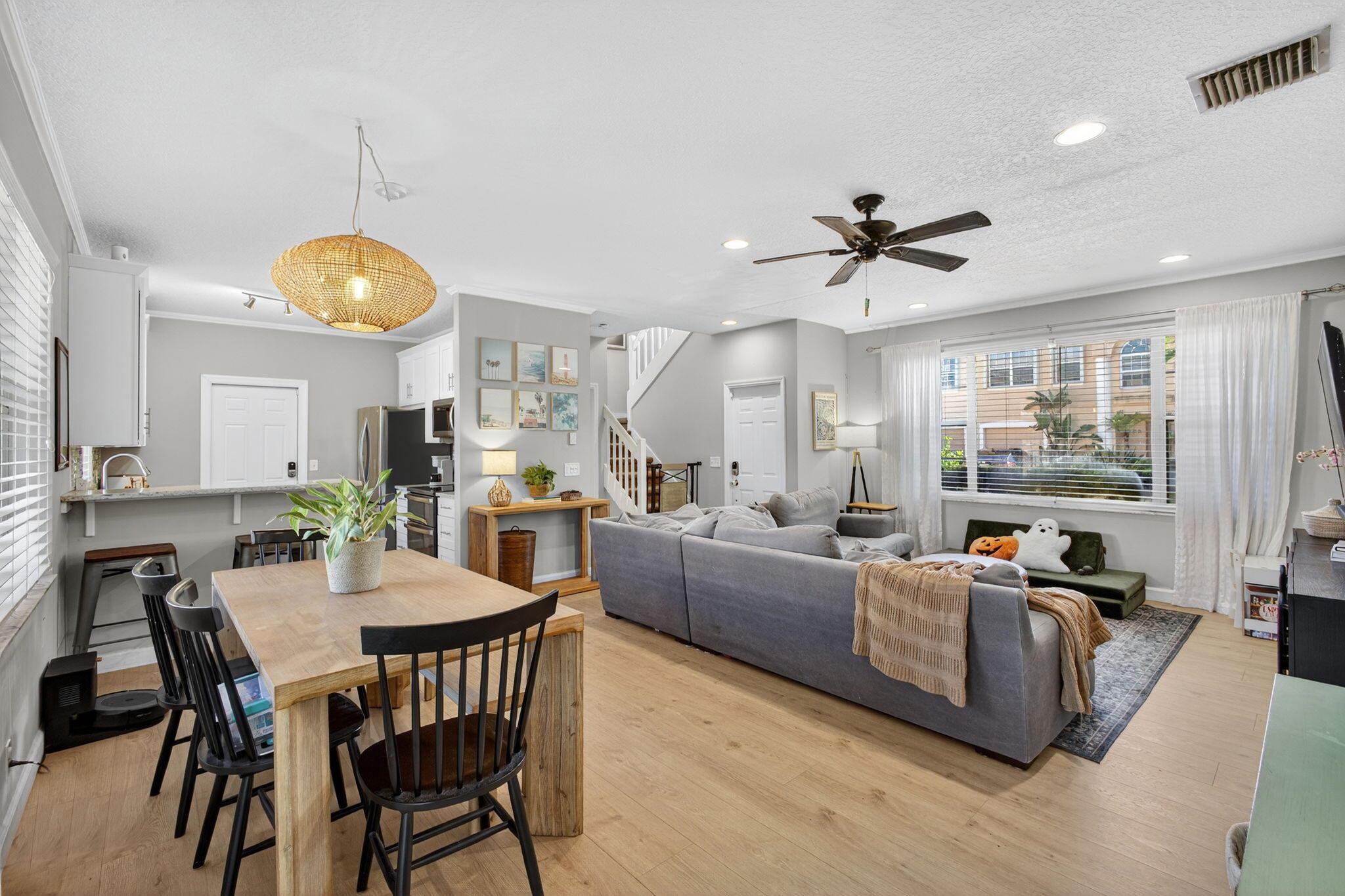 LAUREL OAKS AT JUPITER 3 - Residential