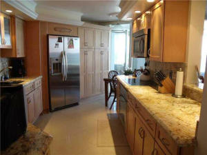 CORNICHE CONDO - Residential