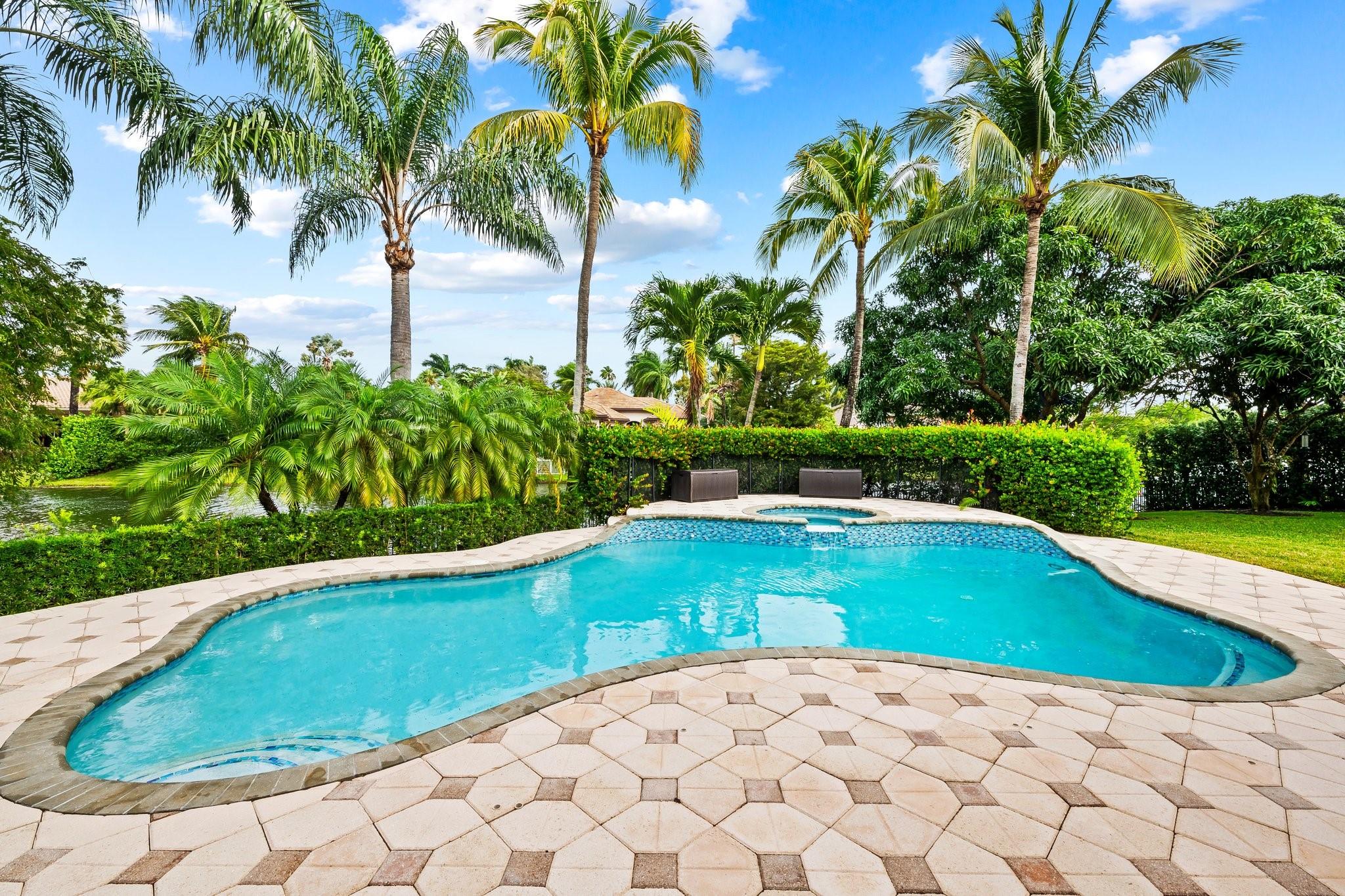 The Enclave 2nd Sec 156-8 - Residential