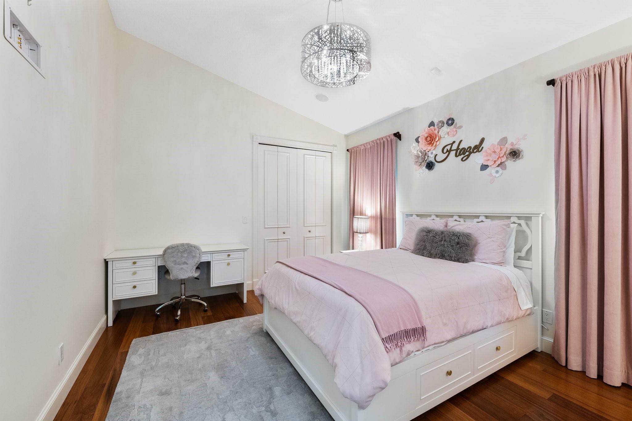 The Enclave 2nd Sec 156-8 - Residential