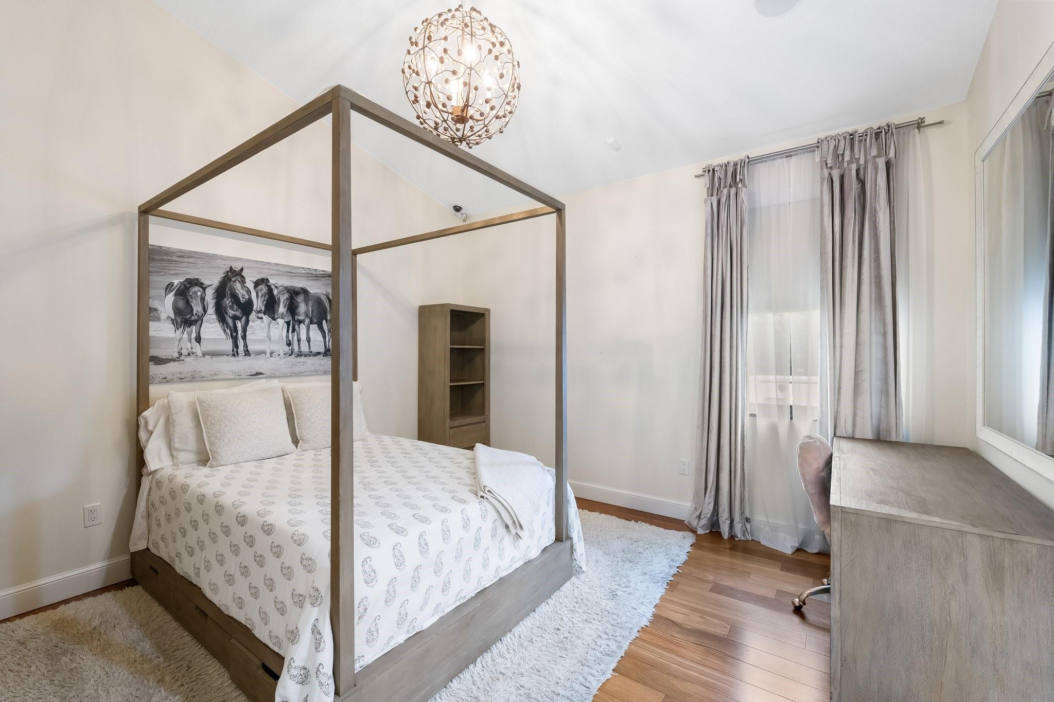 The Enclave 2nd Sec 156-8 - Residential