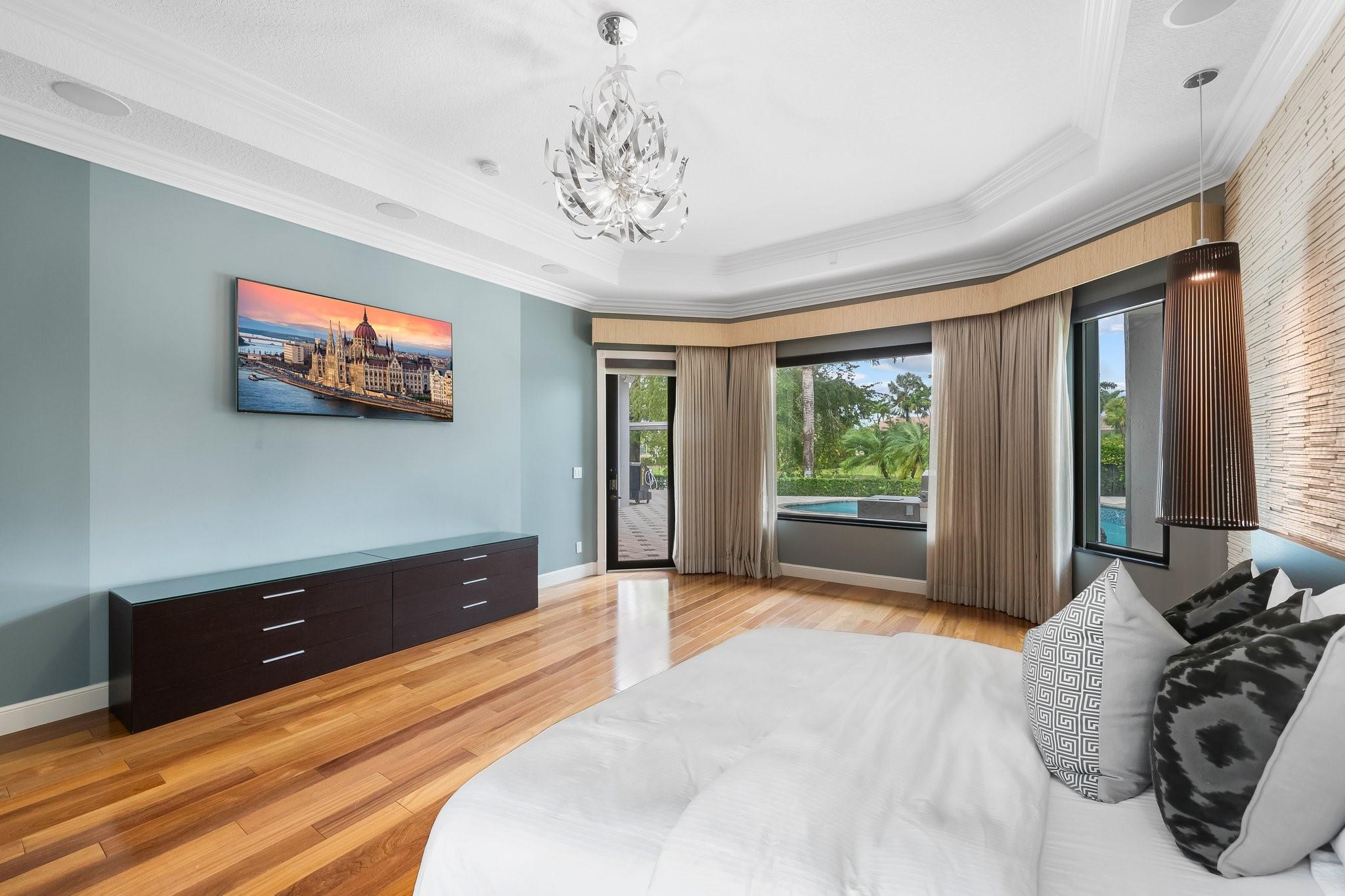 The Enclave 2nd Sec 156-8 - Residential