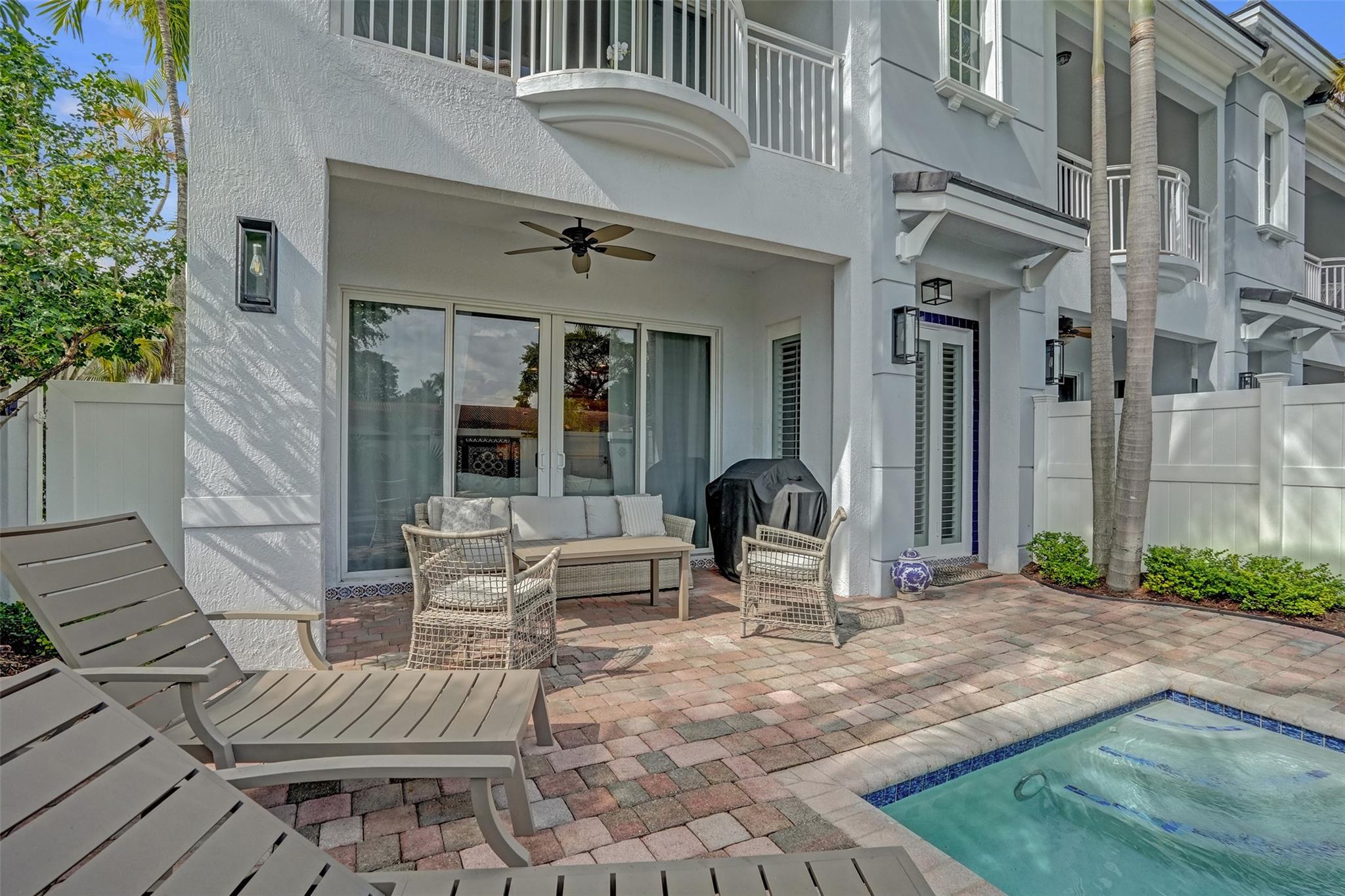 Coral Ridge Country Club - Residential