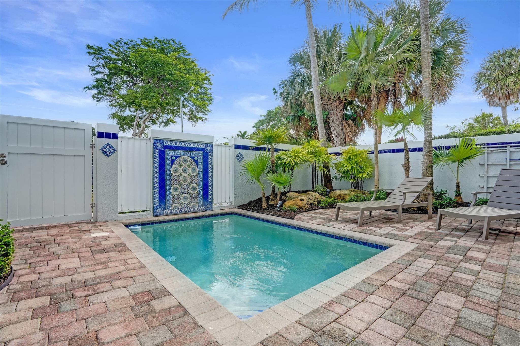 Coral Ridge Country Club - Residential