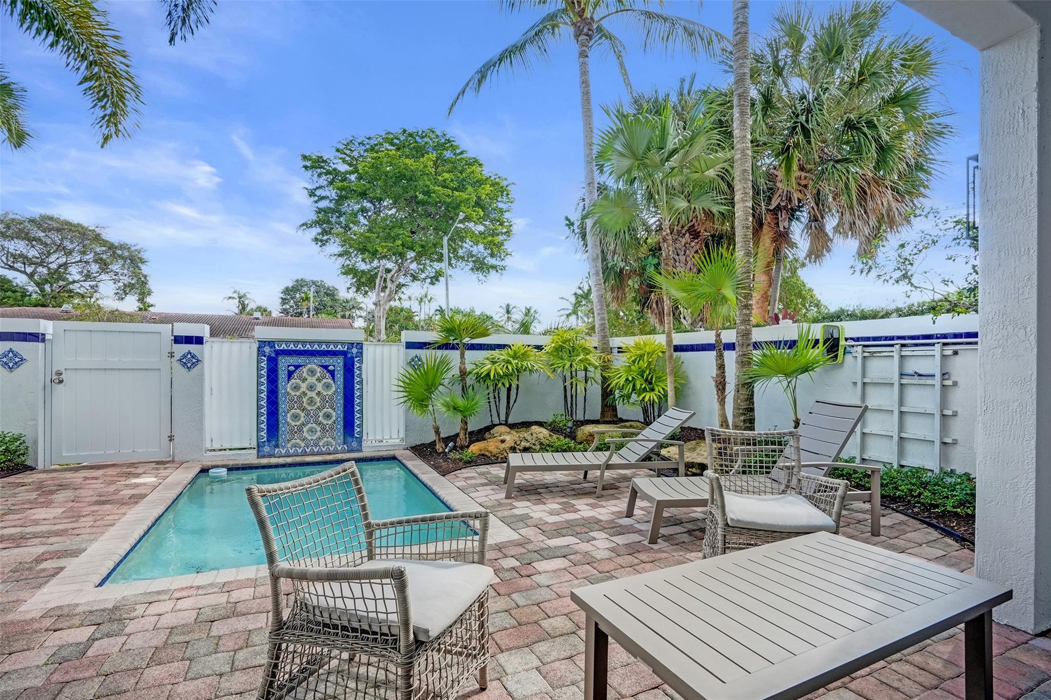 Coral Ridge Country Club - Residential