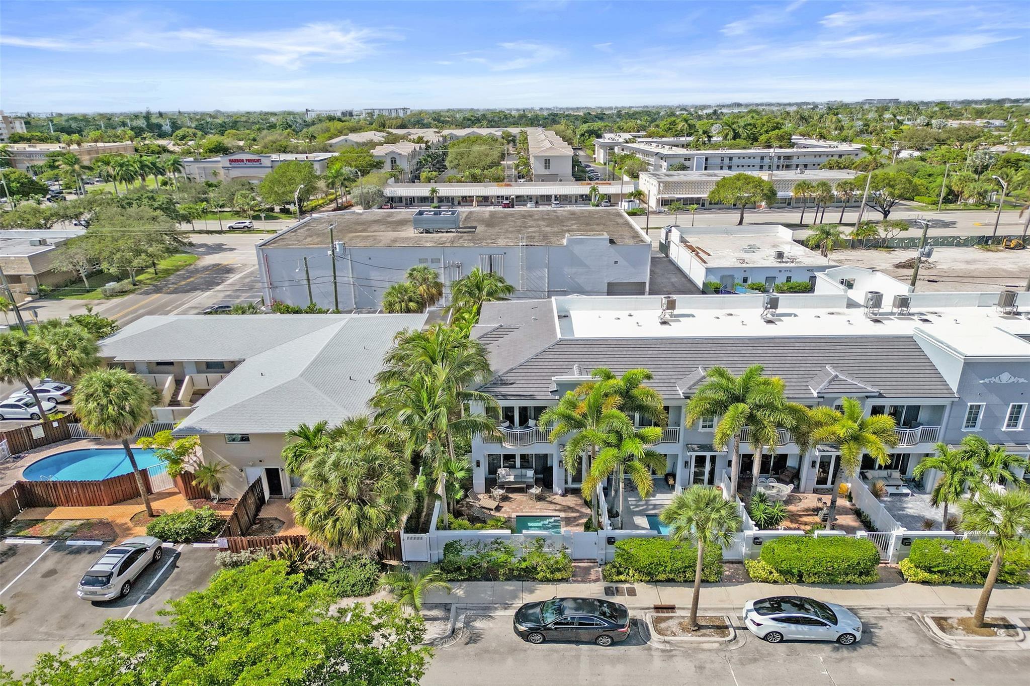 Coral Ridge Country Club - Residential