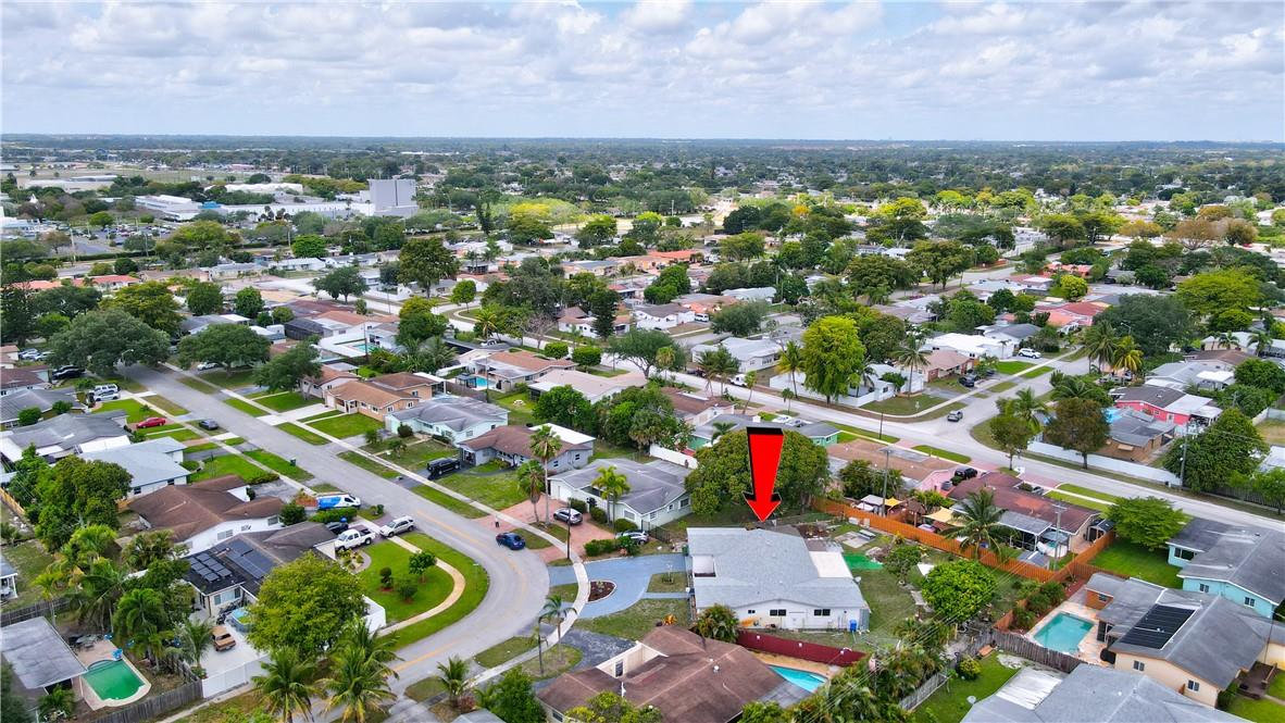 521 SW 70th Ter