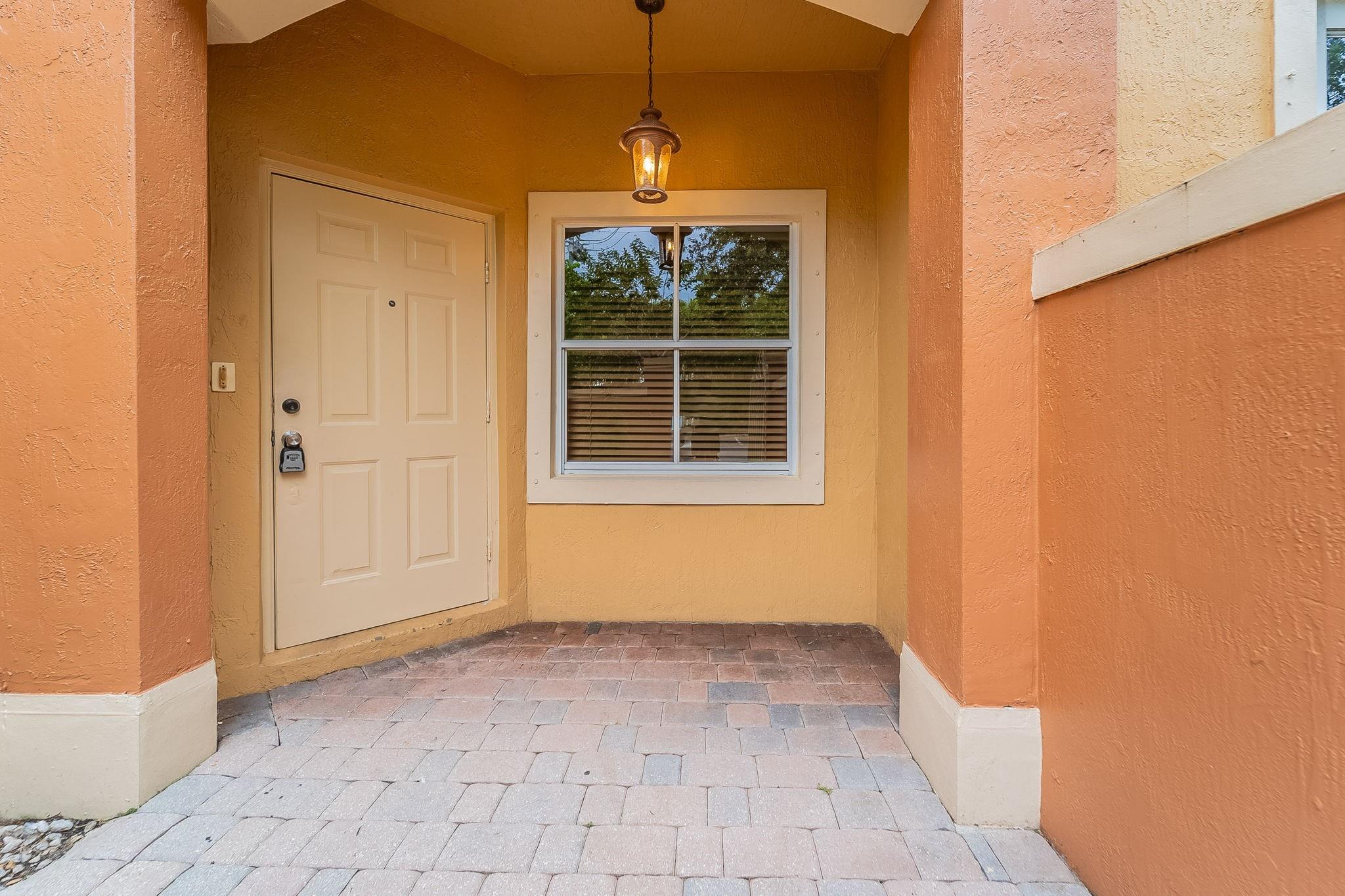 5013 Neptune Ln 2202