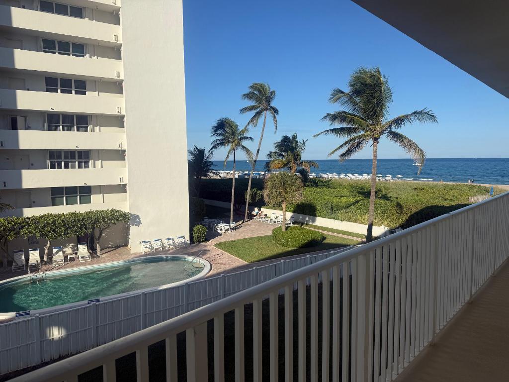 VILLAS ON THE OCEAN - Residential Lease