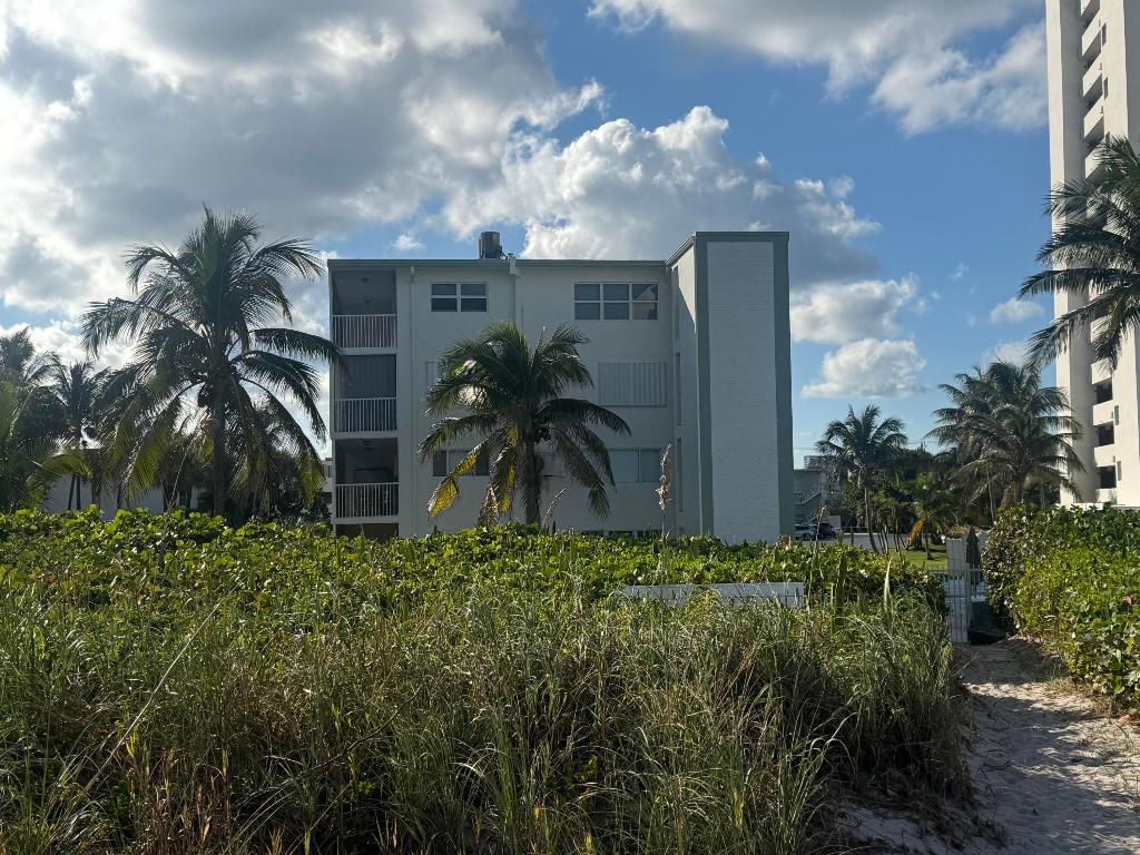 VILLAS ON THE OCEAN - Residential Lease