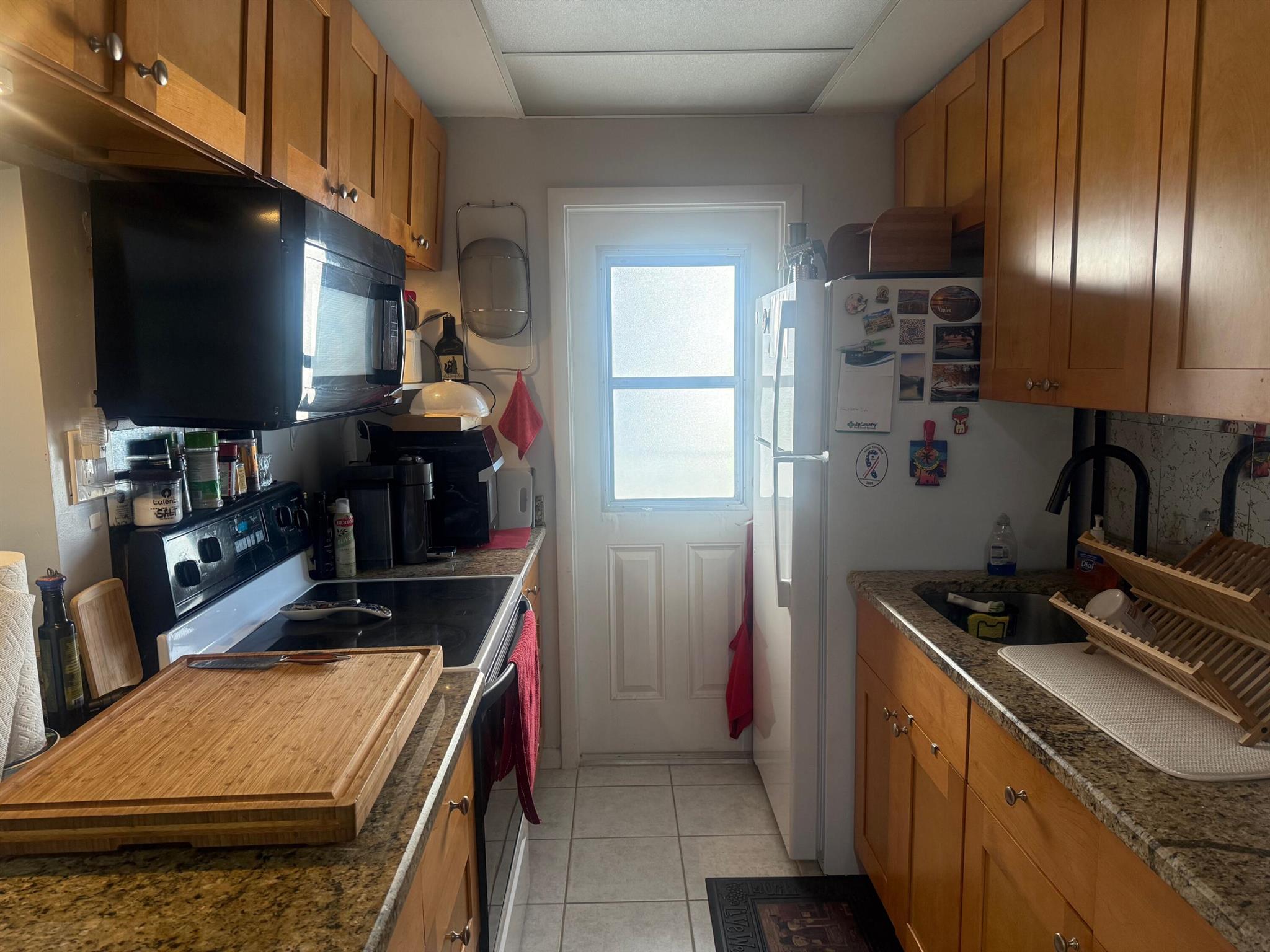 VILLAS ON THE OCEAN - Residential Lease