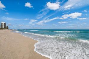 VILLAS ON THE OCEAN - Residential Lease