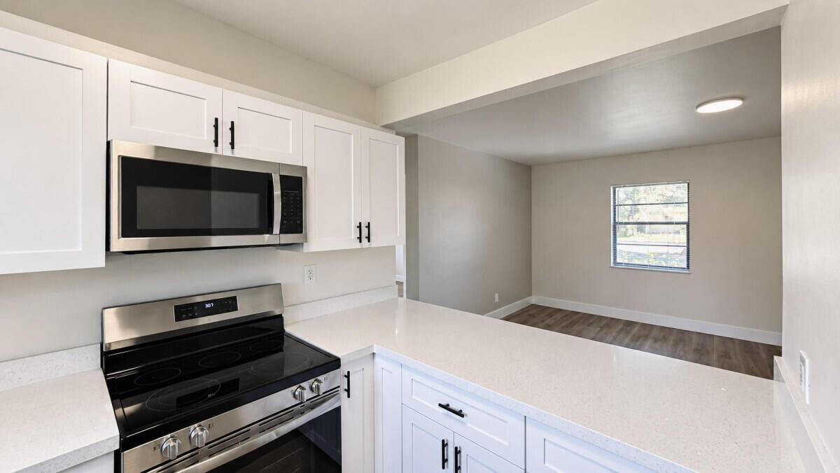 1142 Chateau Park Drive