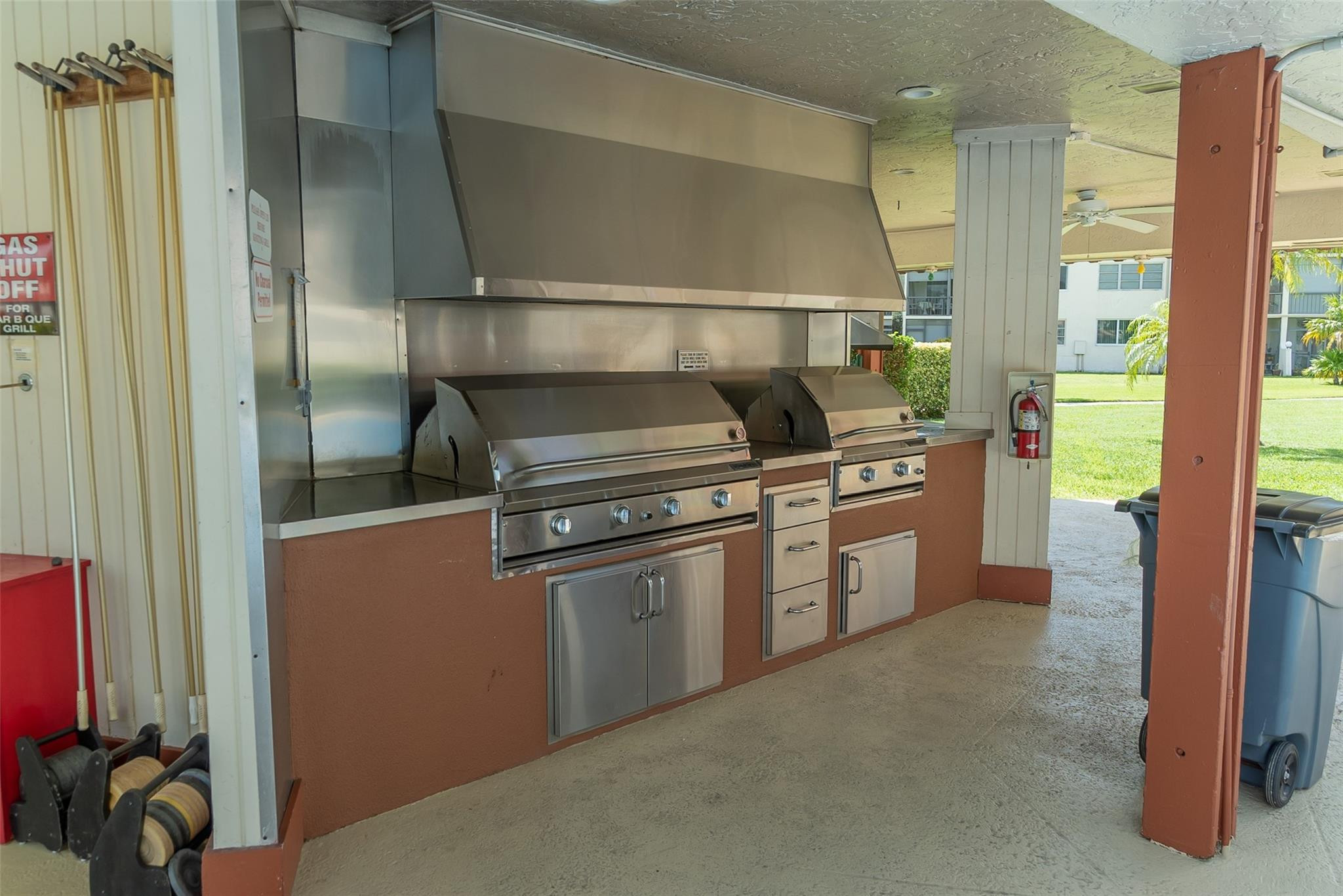 Hollybrook Golf & Tennis - Residential
