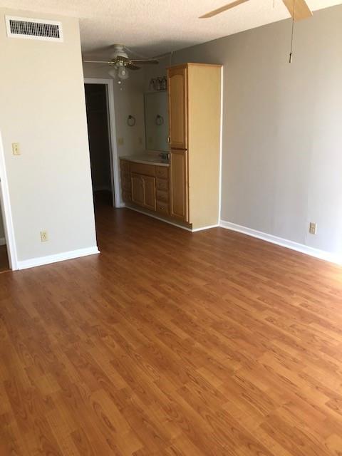 Boca Bayou Condo 01-04 - Residential Lease