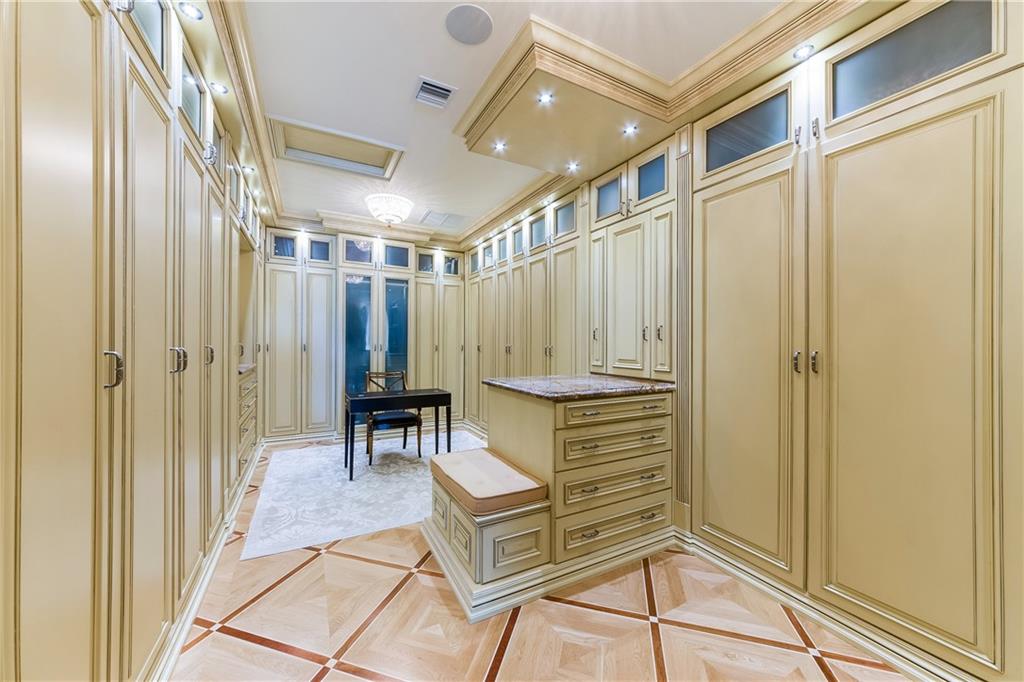 STILLWELL ISLES ISLES OF - Residential