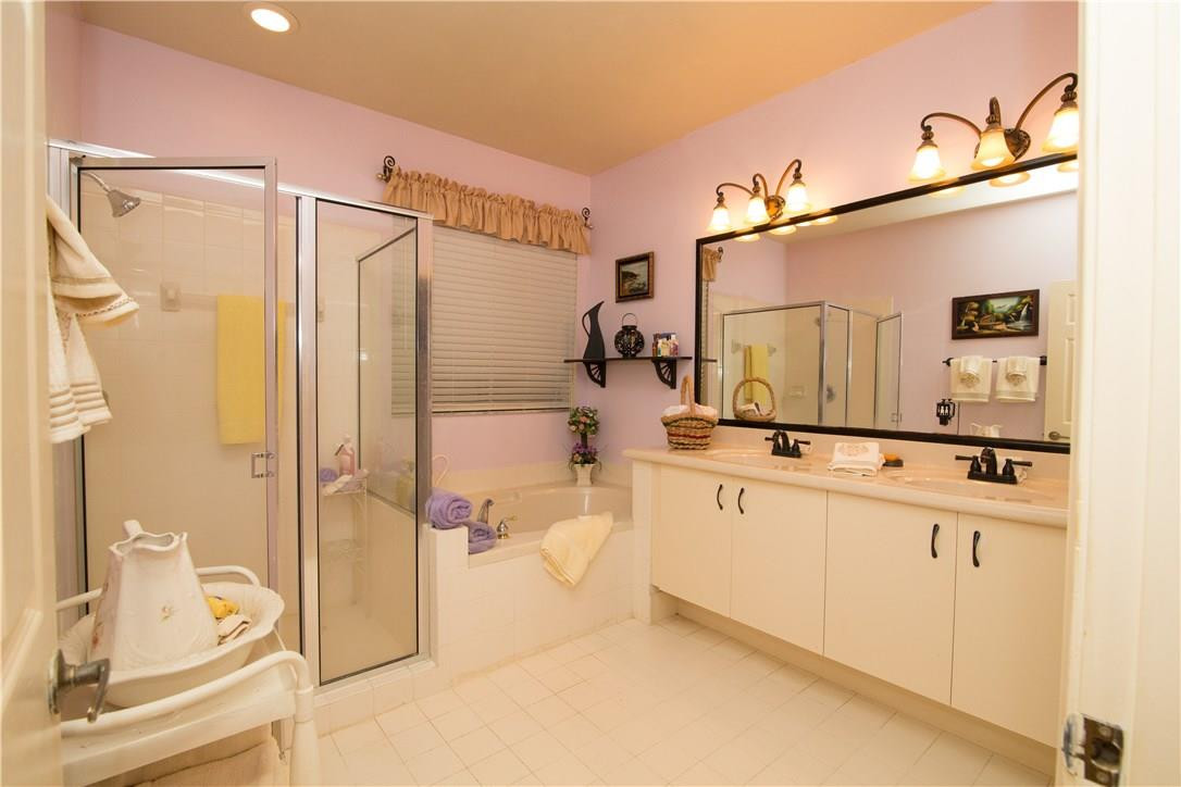 Coco Lakes 155-25 B - Residential