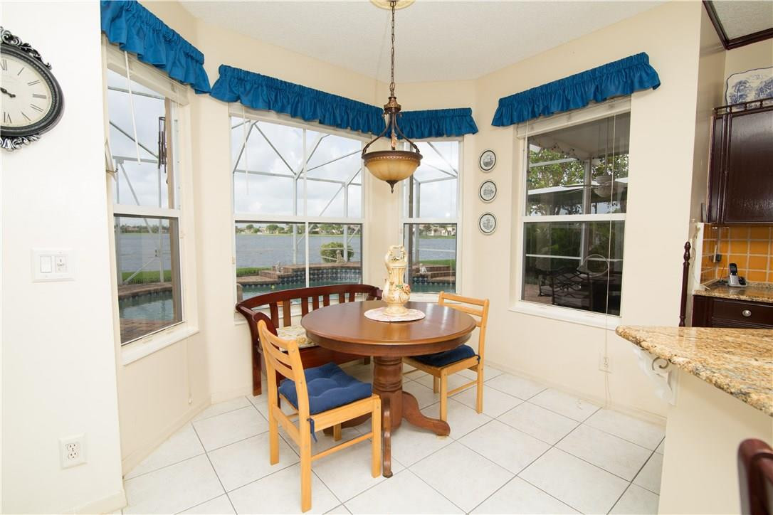 Coco Lakes 155-25 B - Residential