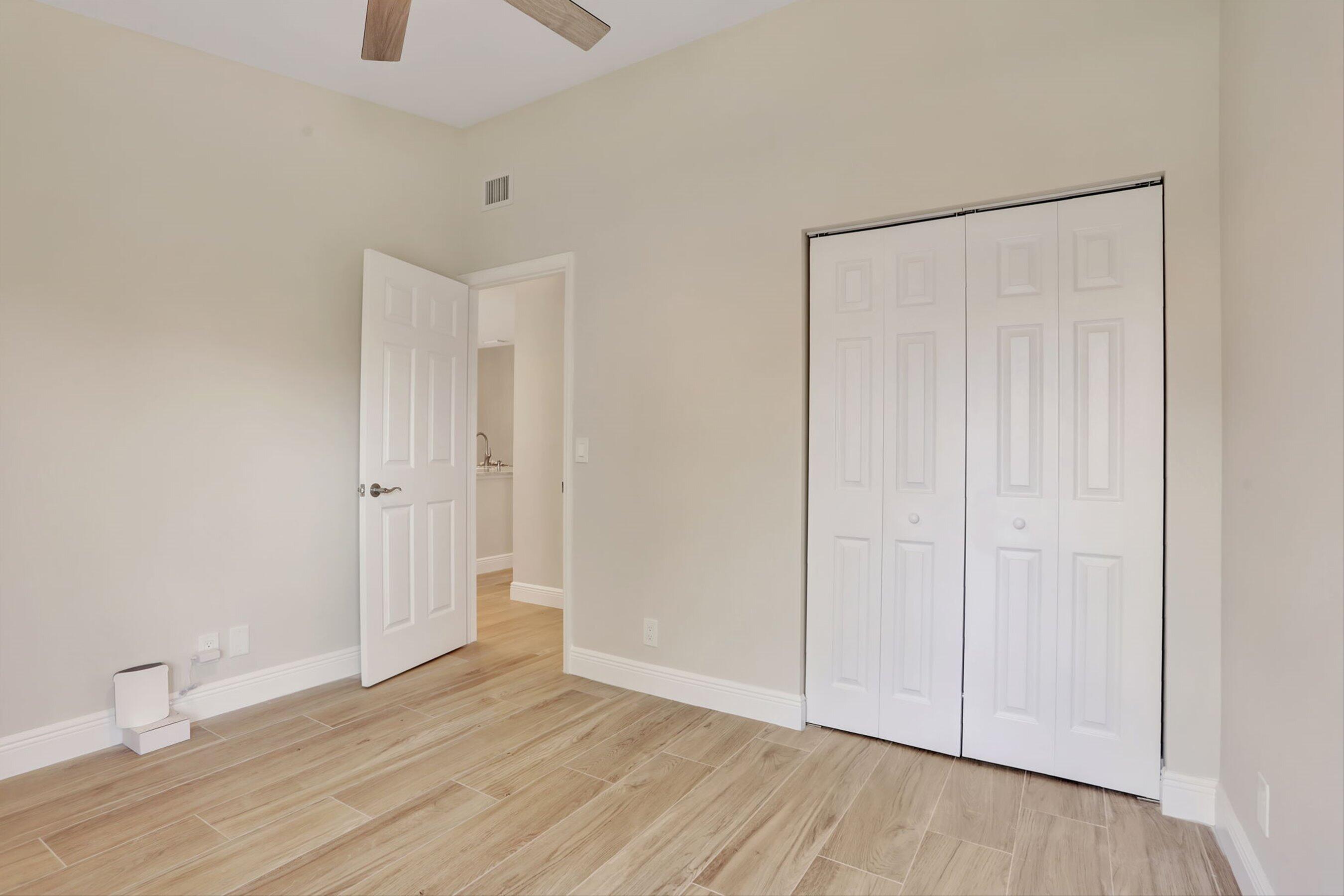 MEADOWRIDGE EAST CONDO - Residential