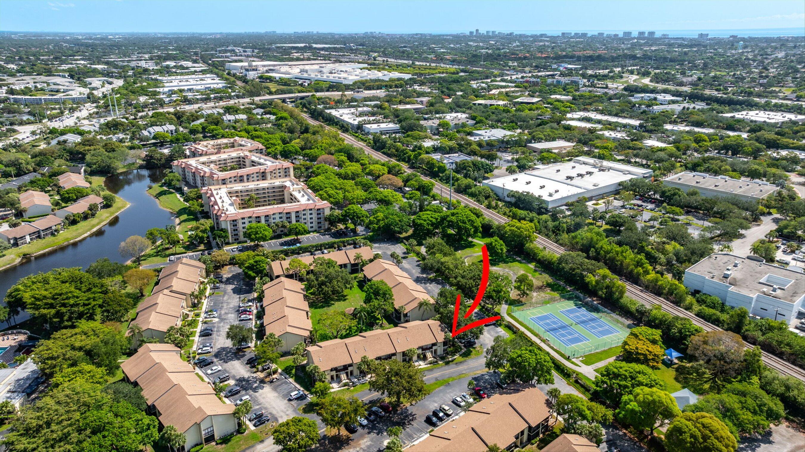 MEADOWRIDGE EAST CONDO - Residential