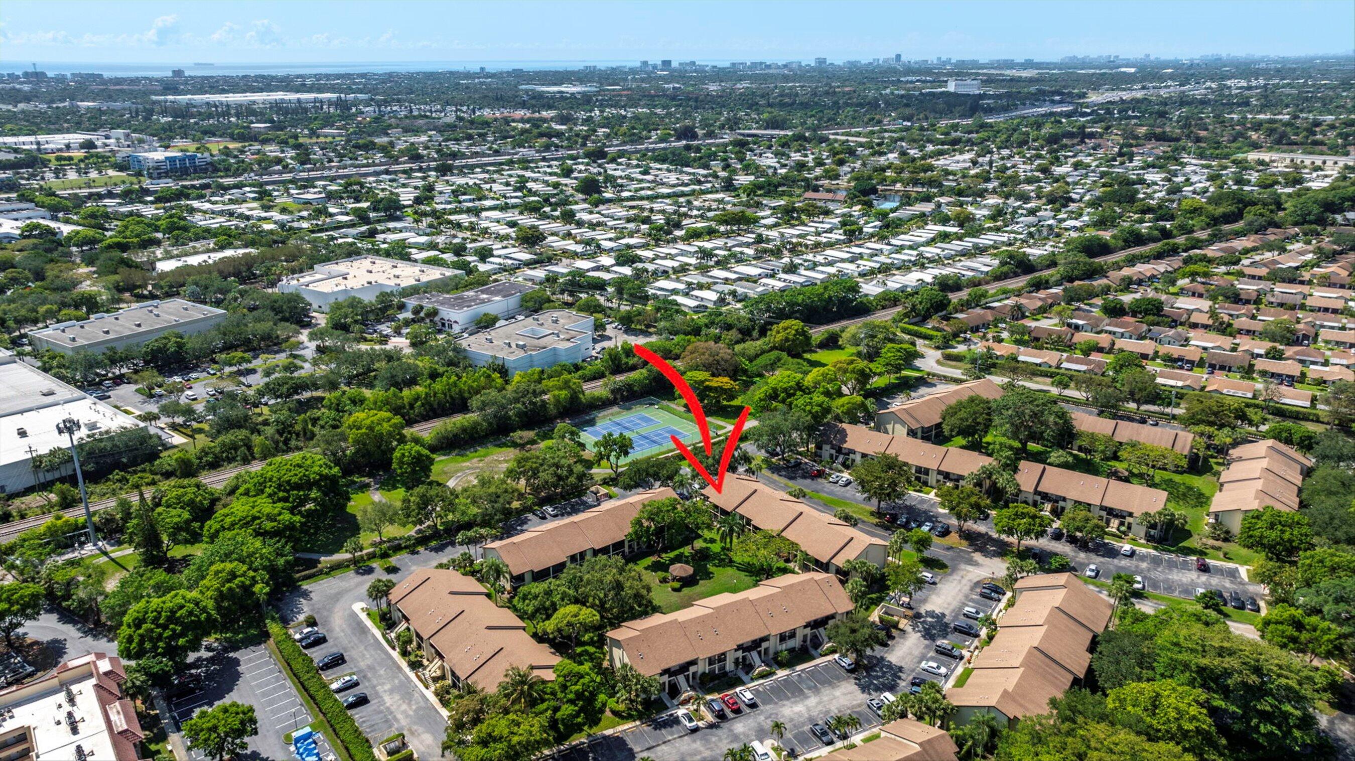 MEADOWRIDGE EAST CONDO - Residential