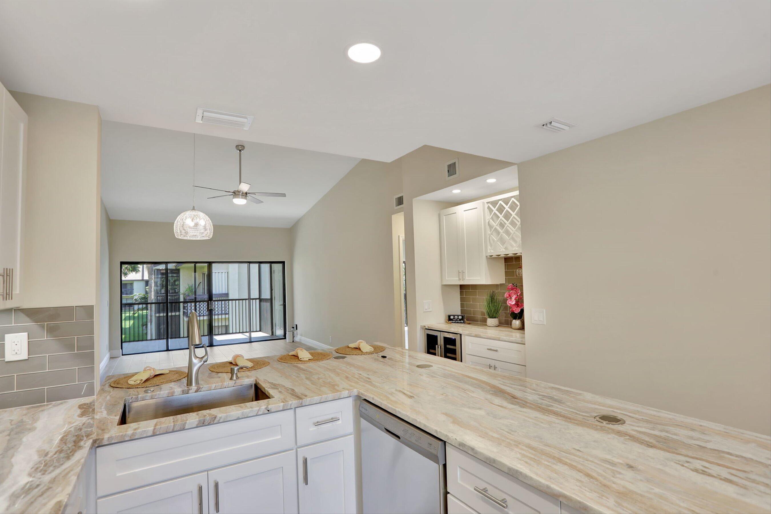 MEADOWRIDGE EAST CONDO - Residential