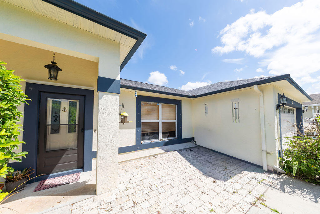 SEBASTIAN HIGHLANDS UNIT 10 - Residential