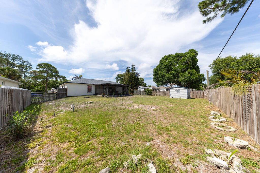 SEBASTIAN HIGHLANDS UNIT 10 - Residential