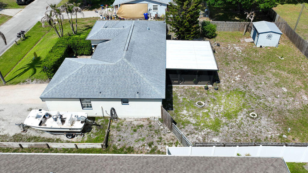 SEBASTIAN HIGHLANDS UNIT 10 - Residential