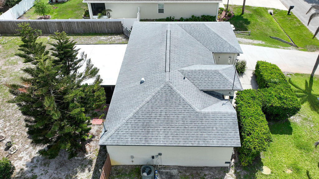 SEBASTIAN HIGHLANDS UNIT 10 - Residential