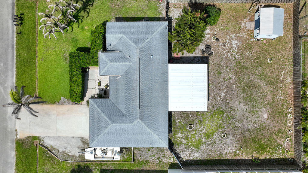 SEBASTIAN HIGHLANDS UNIT 10 - Residential