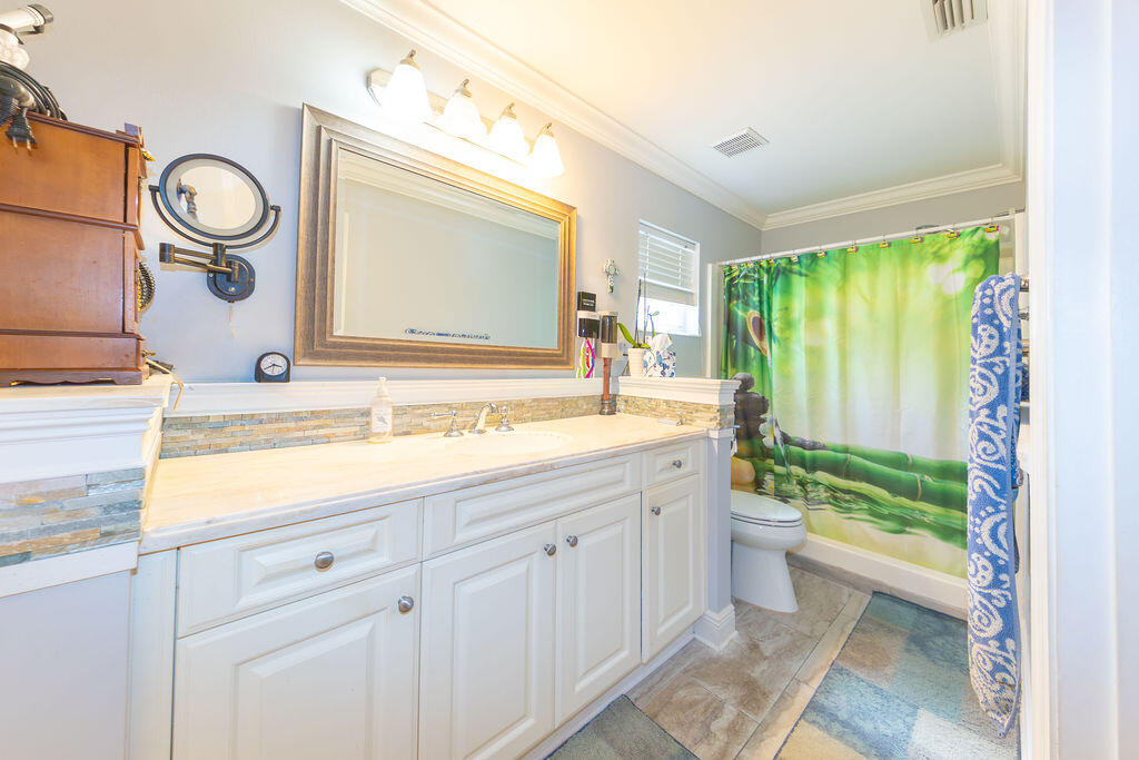 SEBASTIAN HIGHLANDS UNIT 10 - Residential