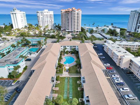 Condominium in Lauderdale By The Sea FL 1461 Ocean Blvd 54.jpg