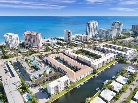 Condominium in Lauderdale By The Sea FL 1461 Ocean Blvd 51.jpg