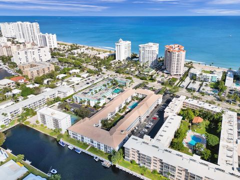 Condominium in Lauderdale By The Sea FL 1461 Ocean Blvd 52.jpg