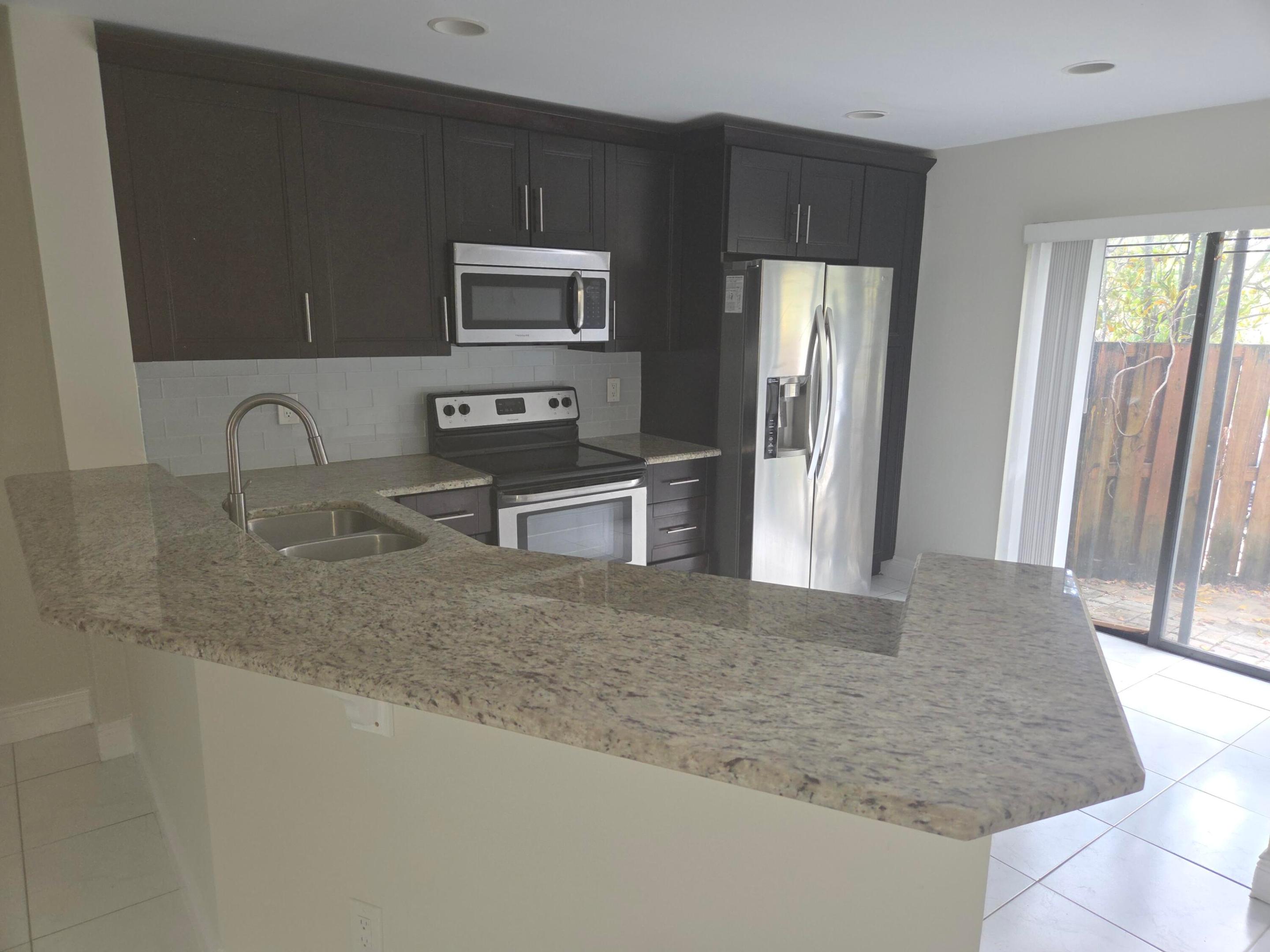 LAGO DEL MAR CONDO - Residential Lease