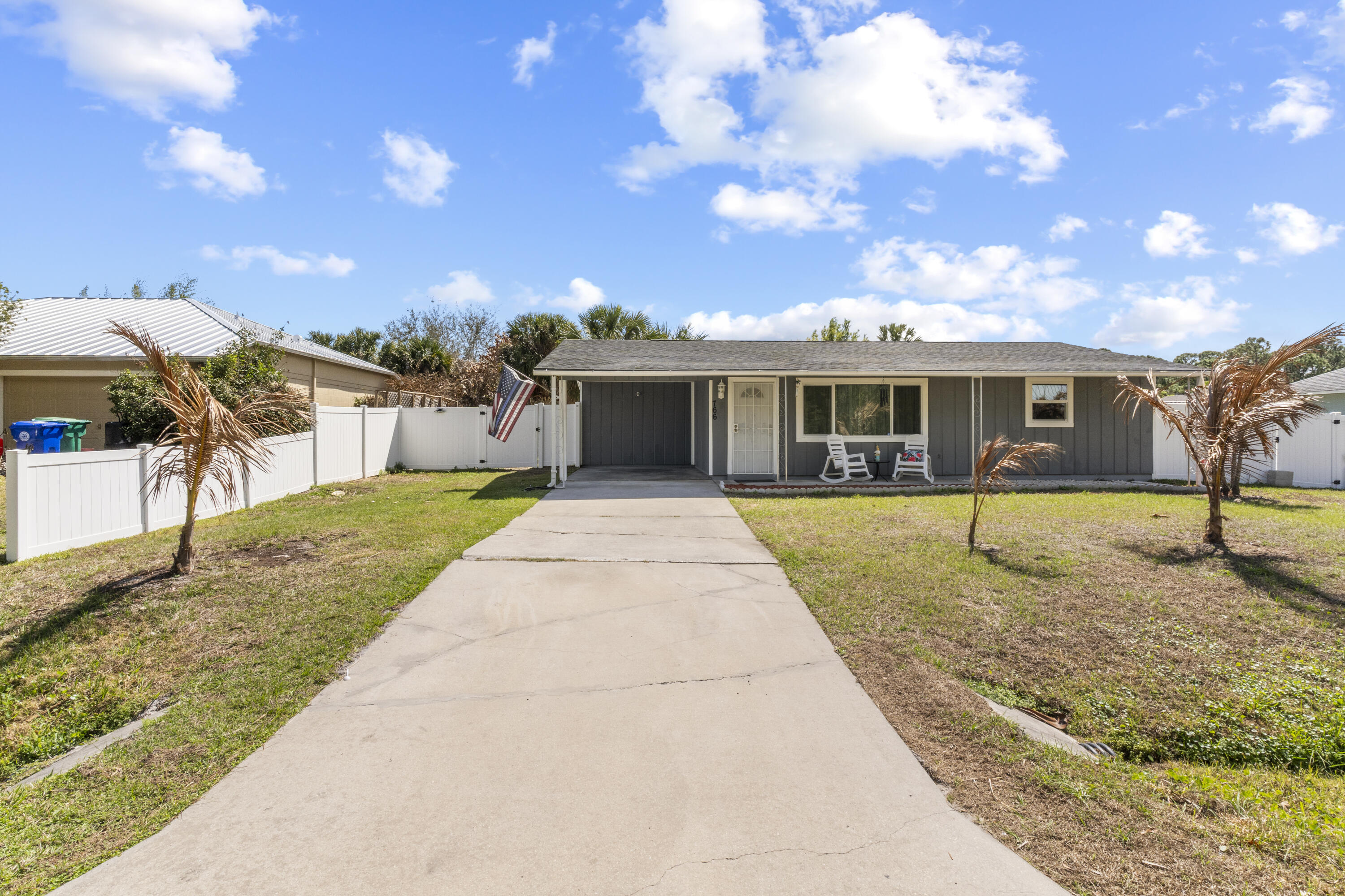 SEBASTIAN HIGHLANDS UNIT 10 - Residential