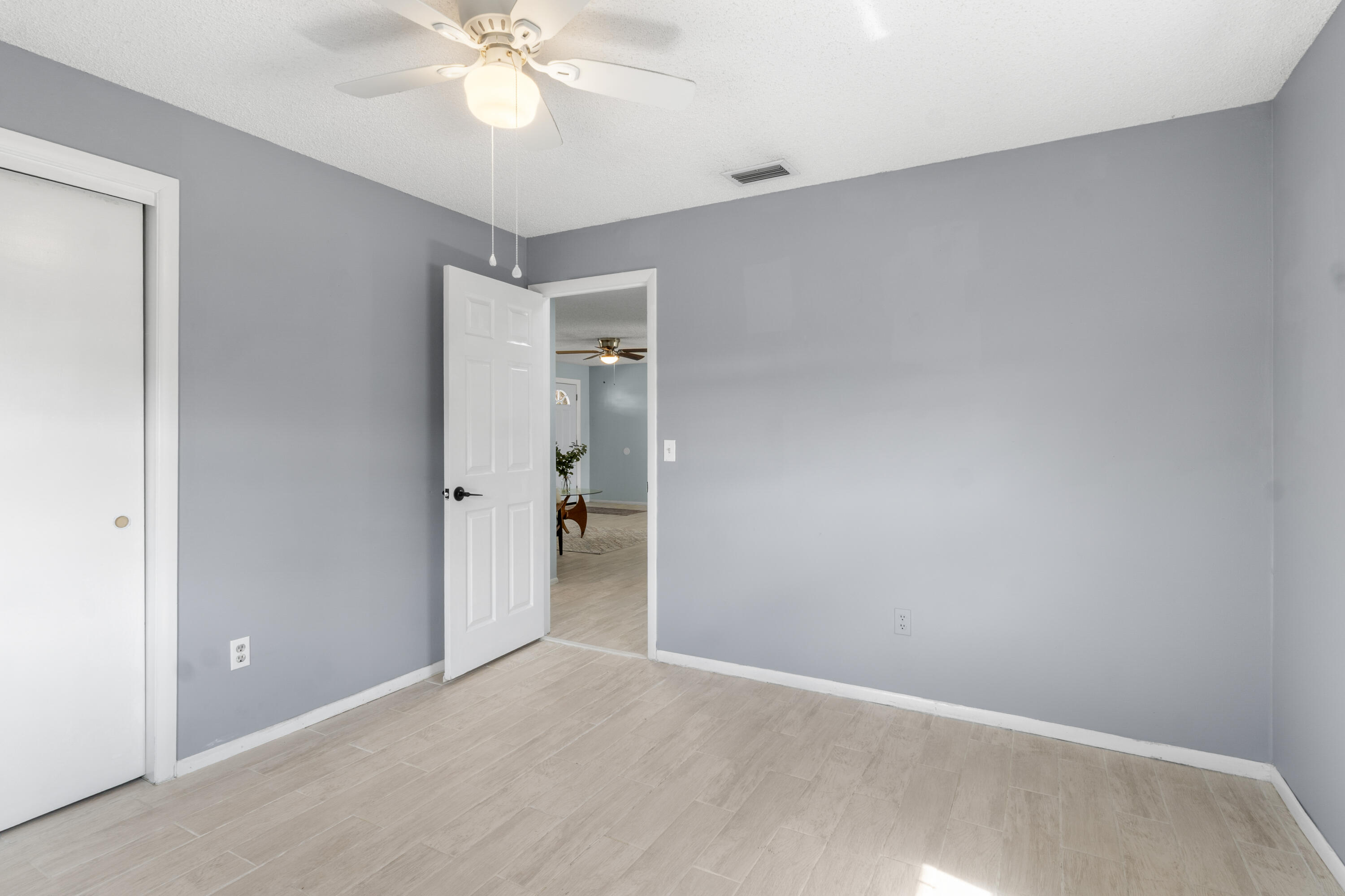 SEBASTIAN HIGHLANDS UNIT 10 - Residential