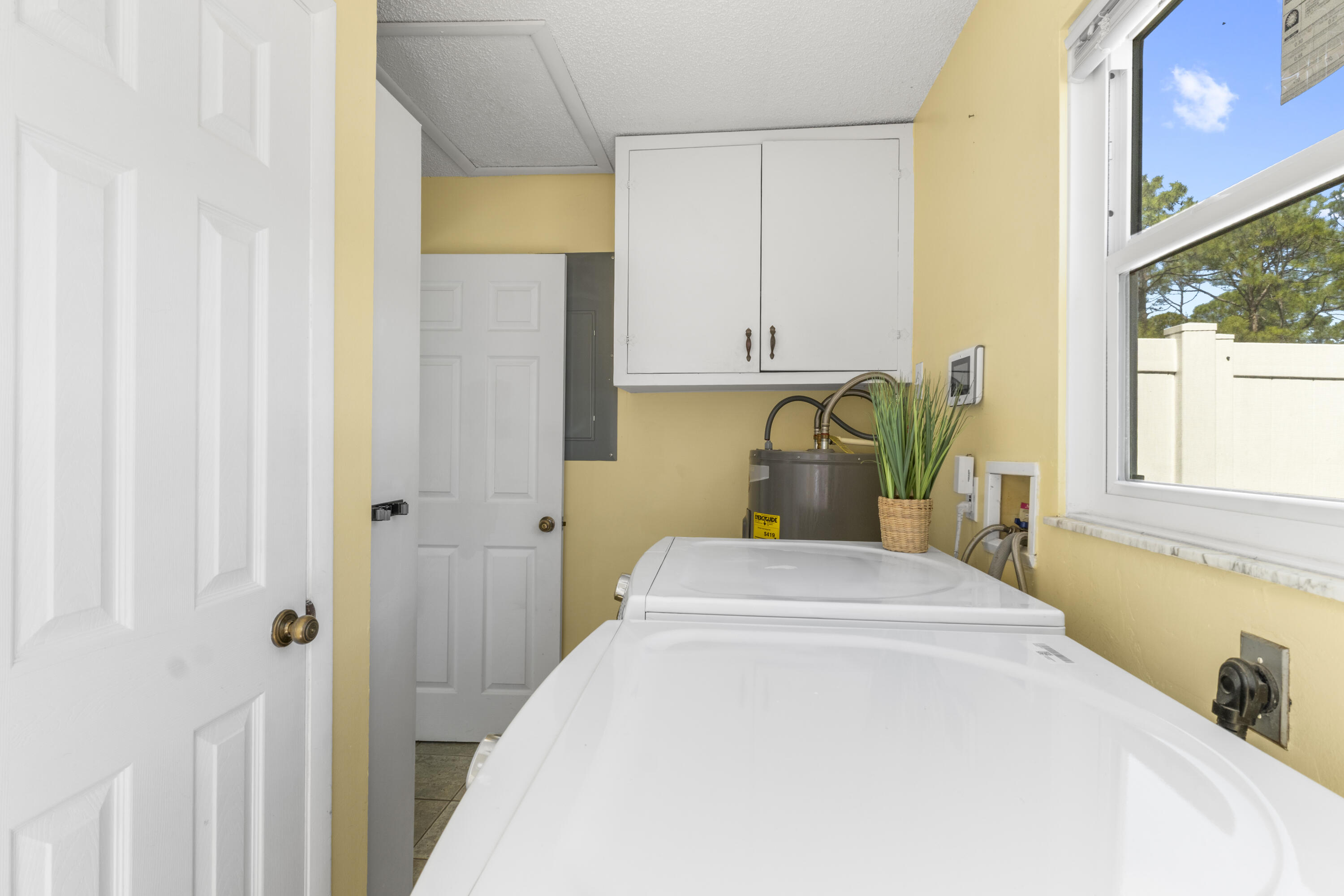 SEBASTIAN HIGHLANDS UNIT 10 - Residential