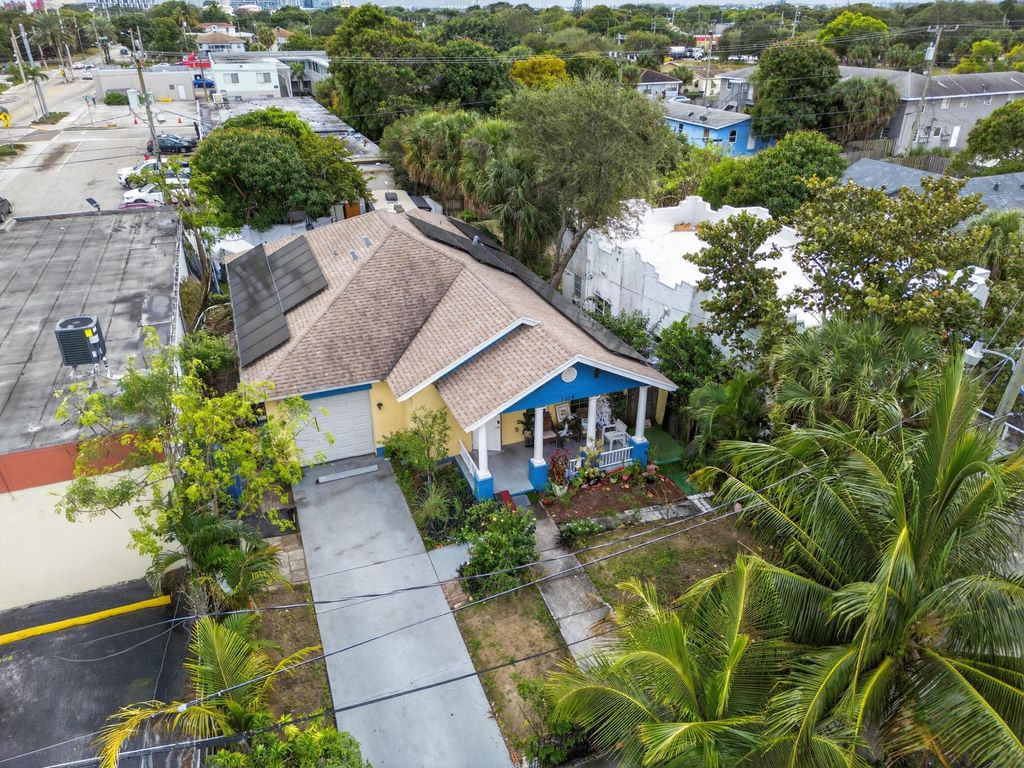 Photo of 1004 14th Street, West Palm Beach, FL 33401 (MLS # R11160456)