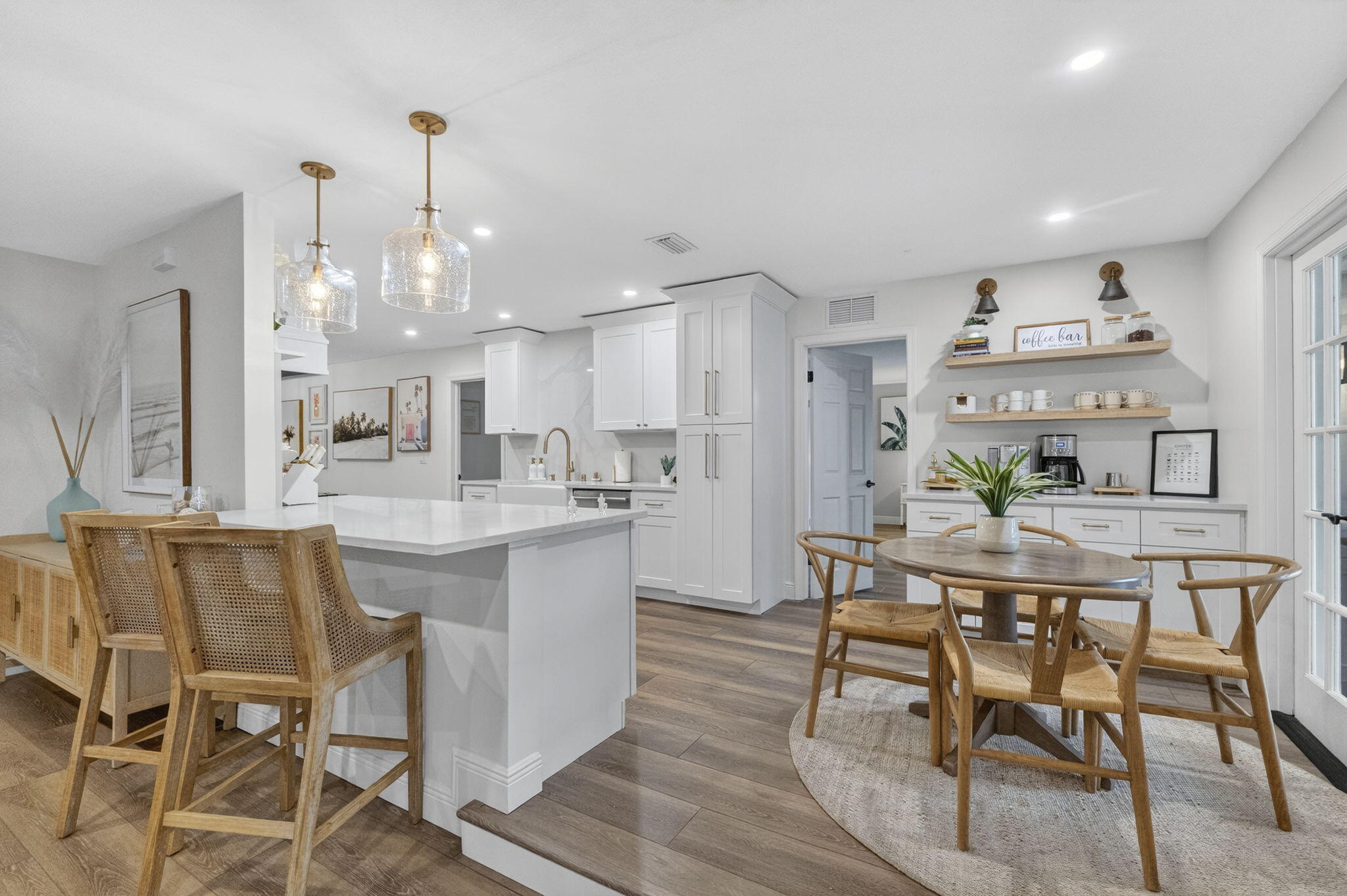 FOREST HILLS - Residential