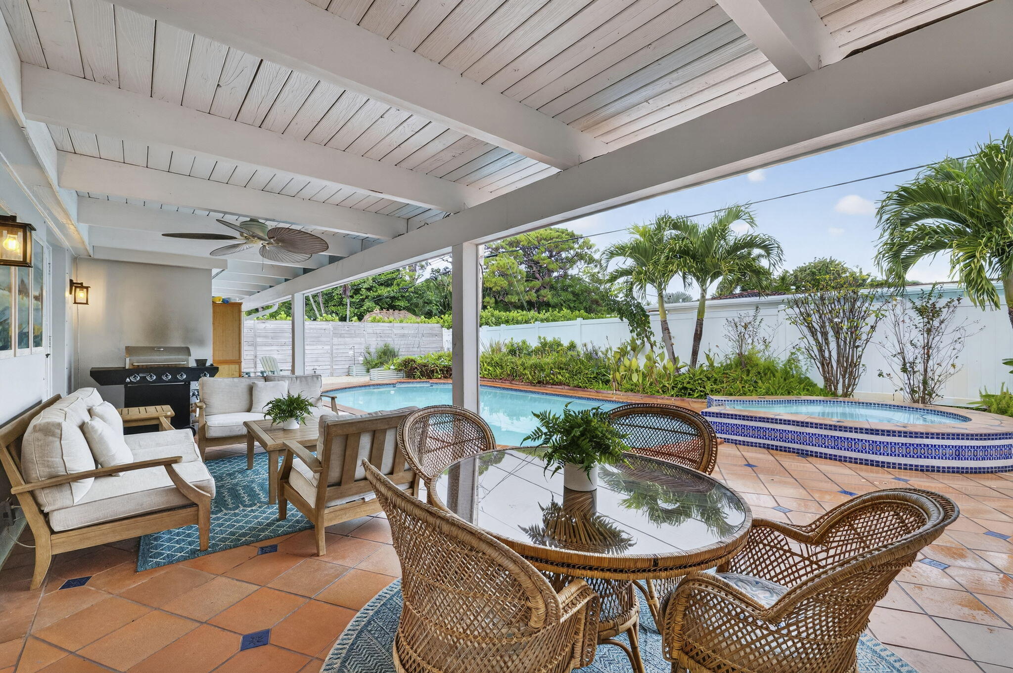 FOREST HILLS - Residential