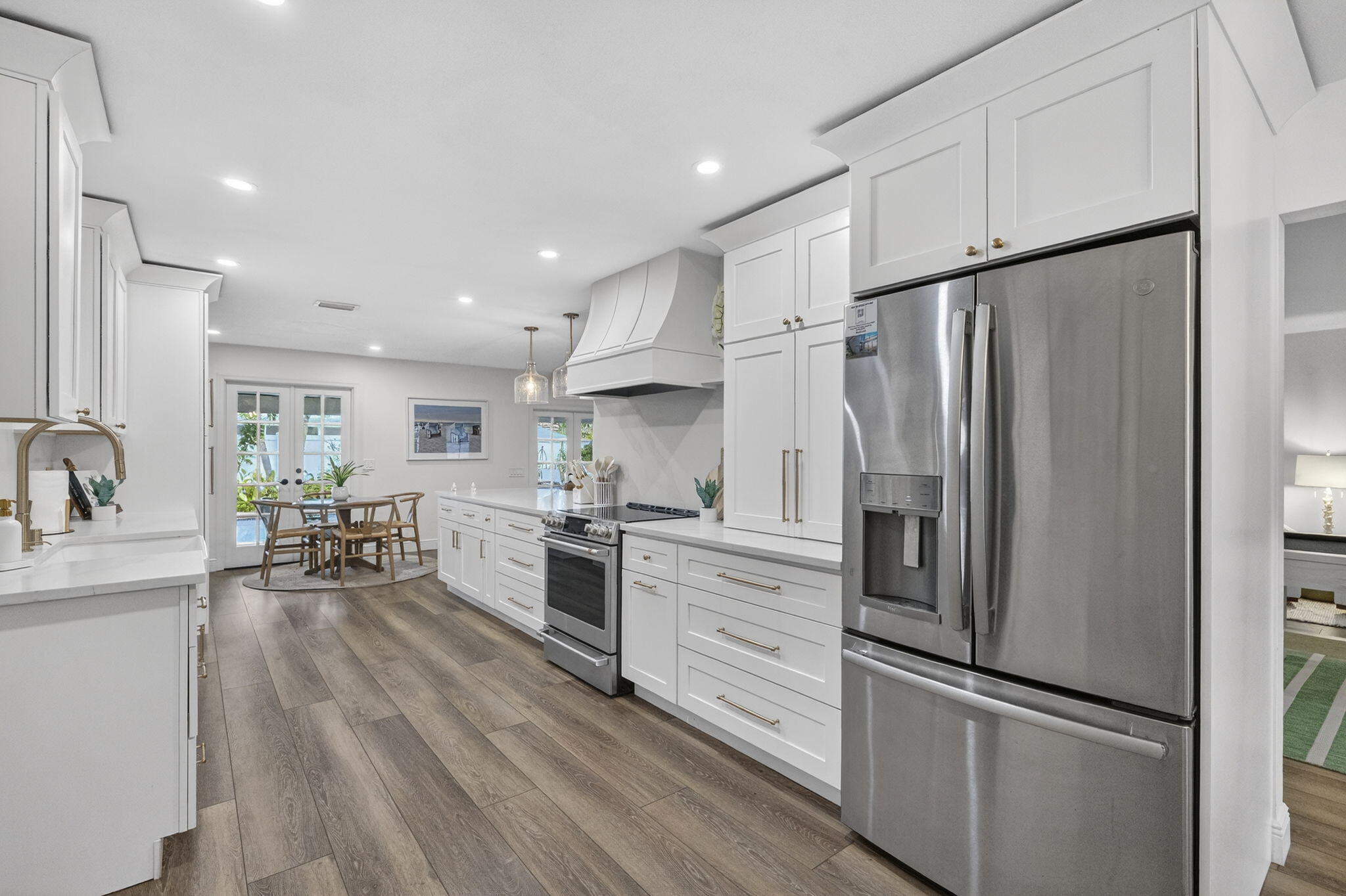 FOREST HILLS - Residential