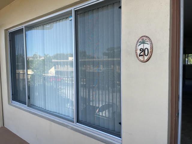 Nice condo for 2 people only in a very convenient location. Freshly painted, clean carpet. Boynton Beach Beaches are only 5 minutes away! No pets allowed. Credit score minimum 650 as per landlord. Income must be 3 times the rent amount per year. Renter's insurance