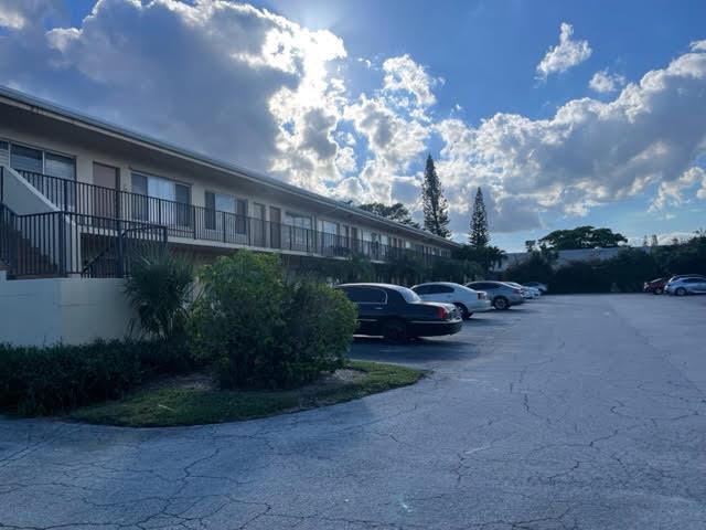 2309 S Federal Highway 20