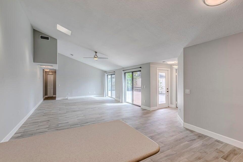 5518 Golden Eagle Circle