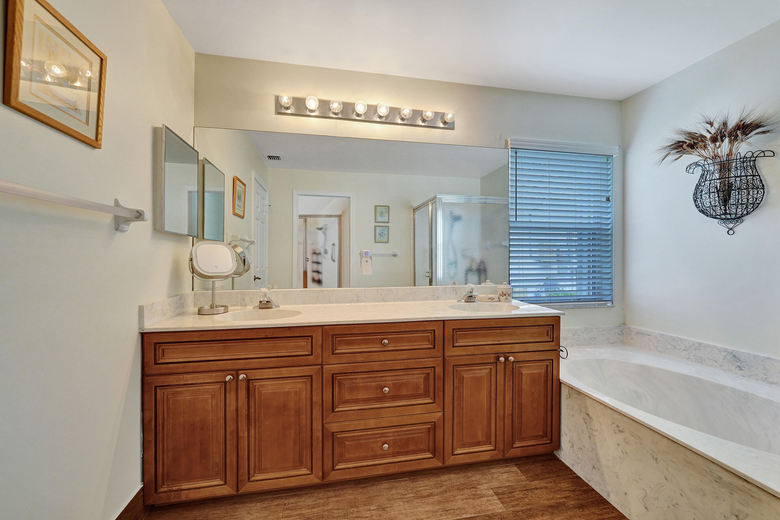 PALM AIRE OAKS COURSE ESTATES - Residential