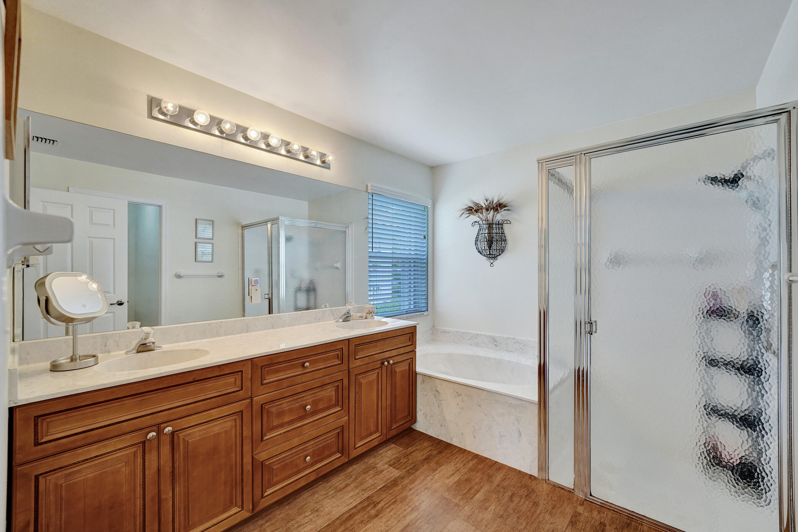 PALM AIRE OAKS COURSE ESTATES - Residential